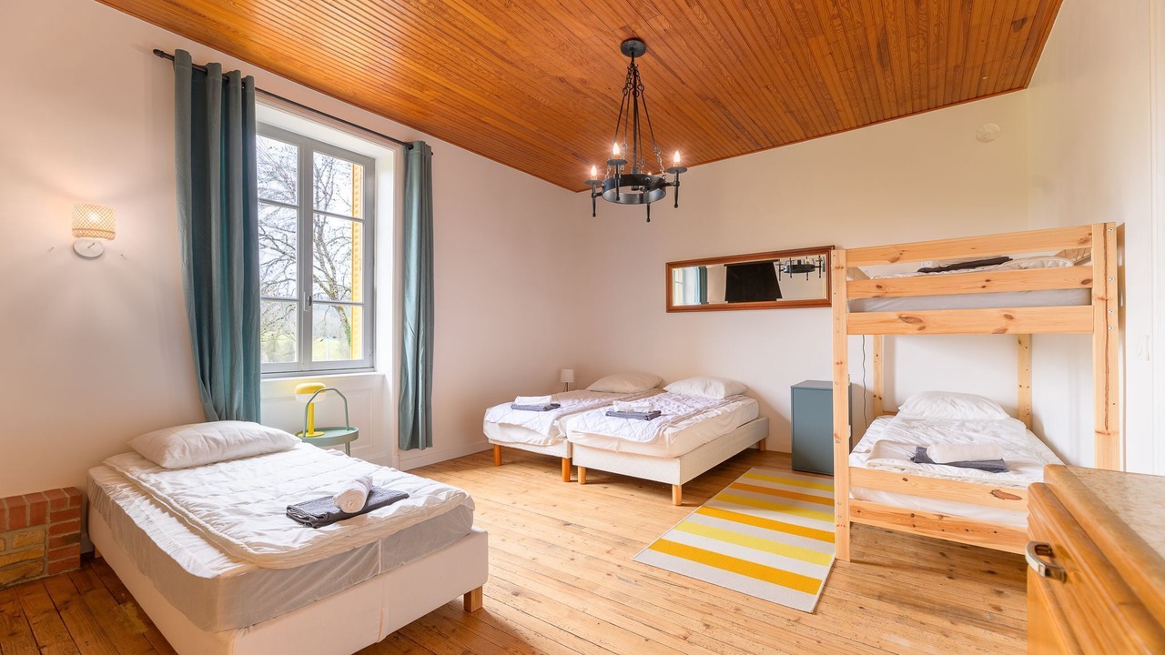 Photo of Bedroom in Saint-Igny-de-Vers