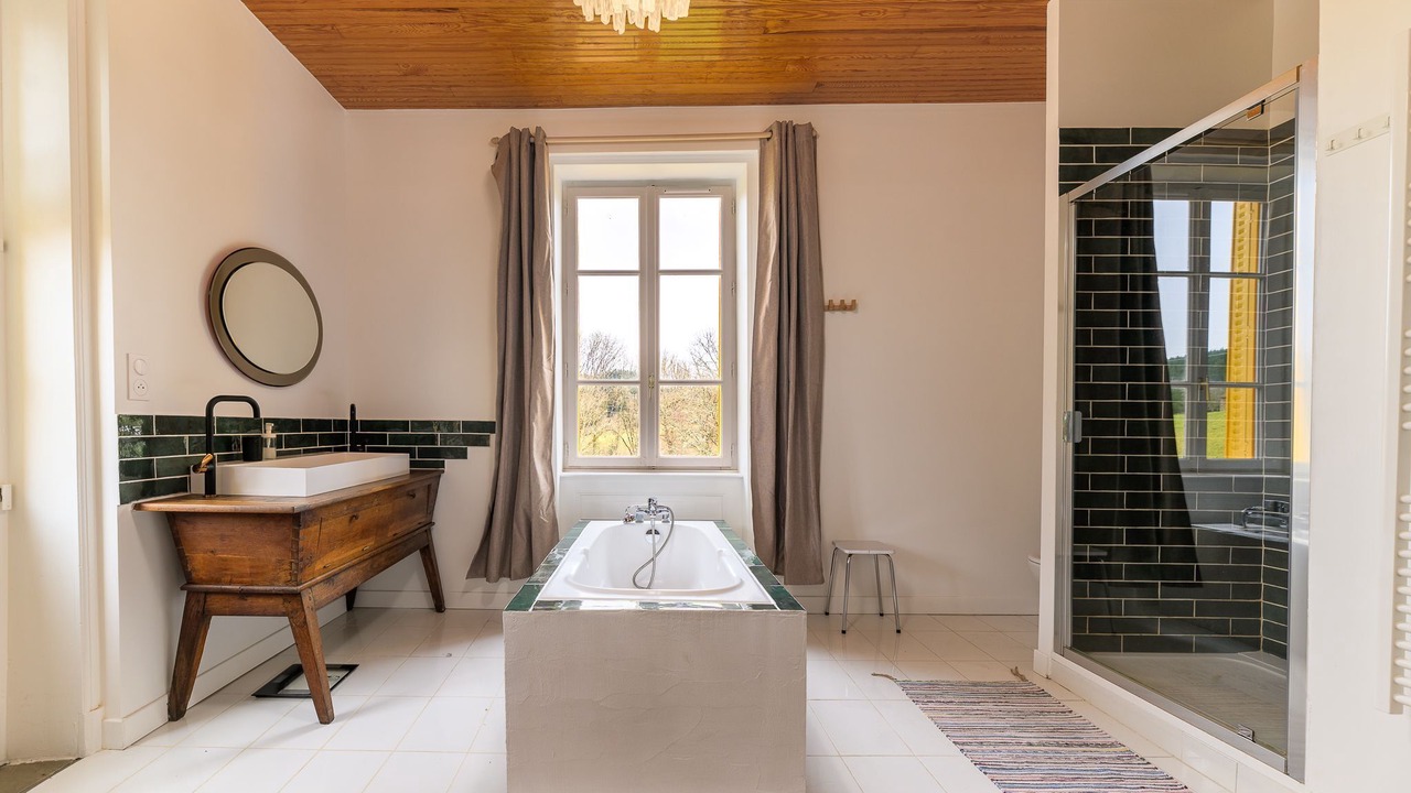 Photo of Bathroom in Saint-Igny-de-Vers