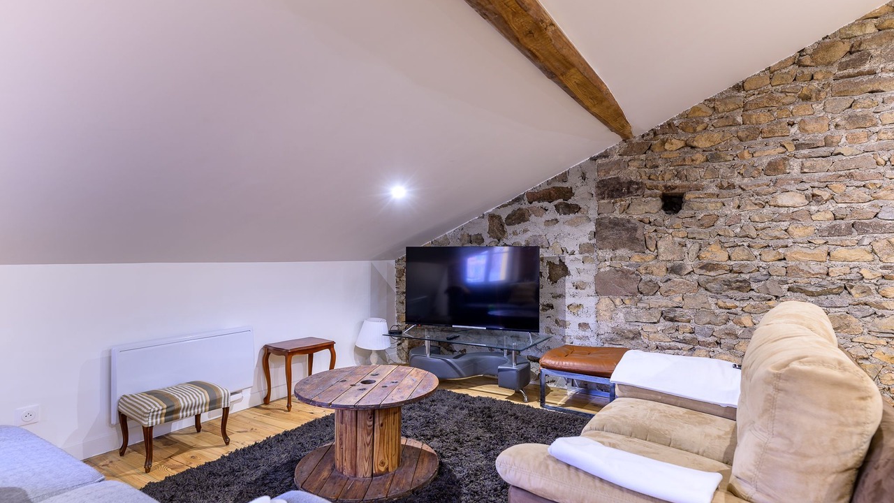 Photo of Livingroom in Saint-Igny-de-Vers