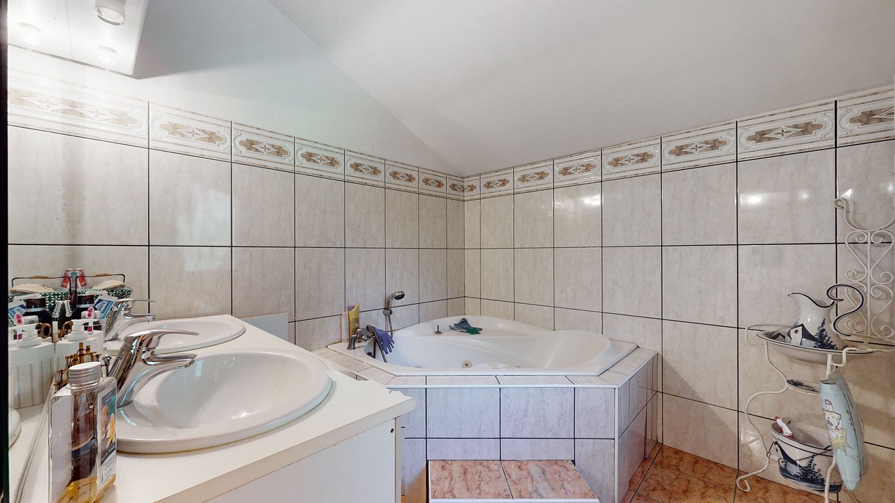 Photo of Bathroom in Saint-Paul-de-Varces