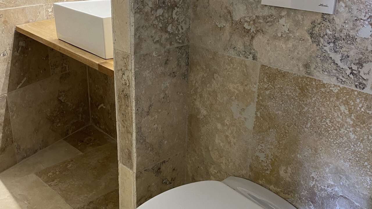 Photo of Bathroom in Rasteau