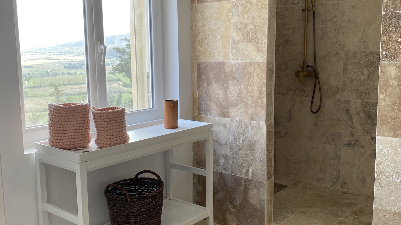 Photo of Bathroom in Rasteau