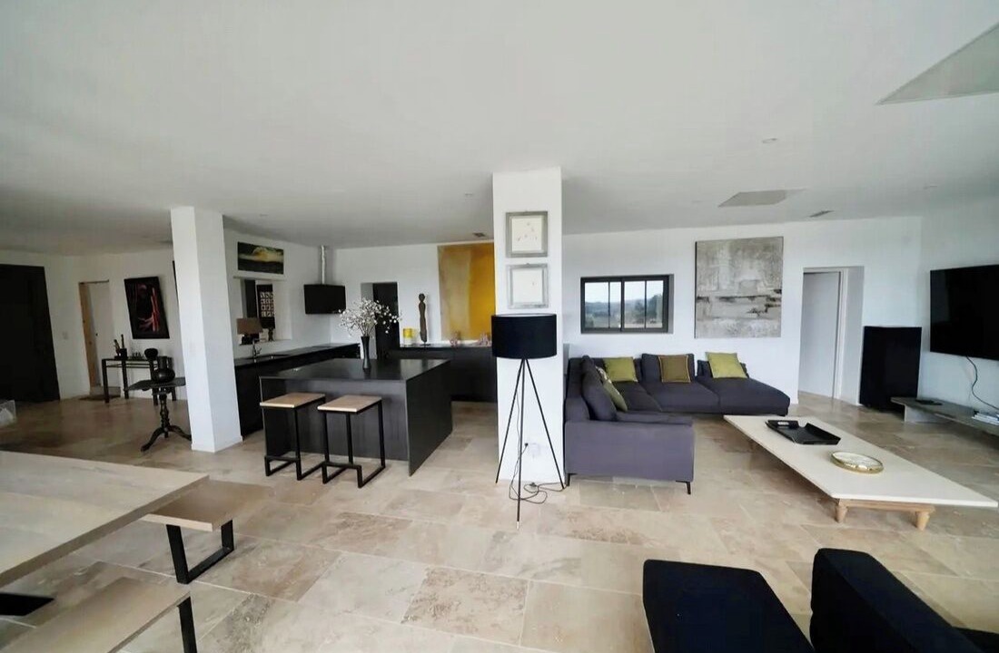 Photo of Livingroom in Montbrison-sur-Lez