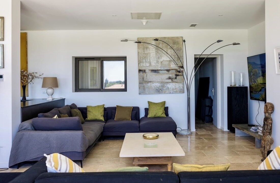 Photo of Livingroom in Montbrison-sur-Lez