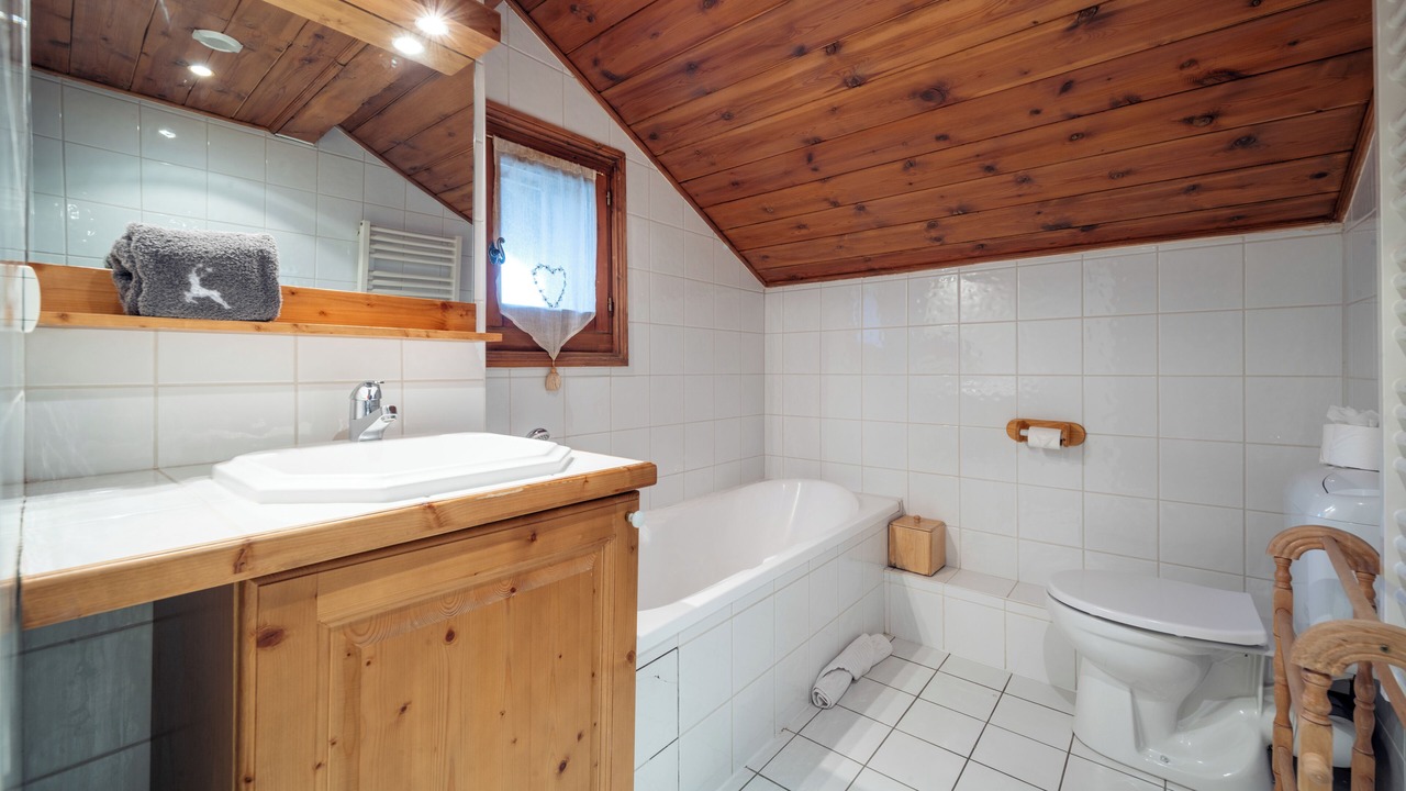 Photo of Bathroom in Les Allues