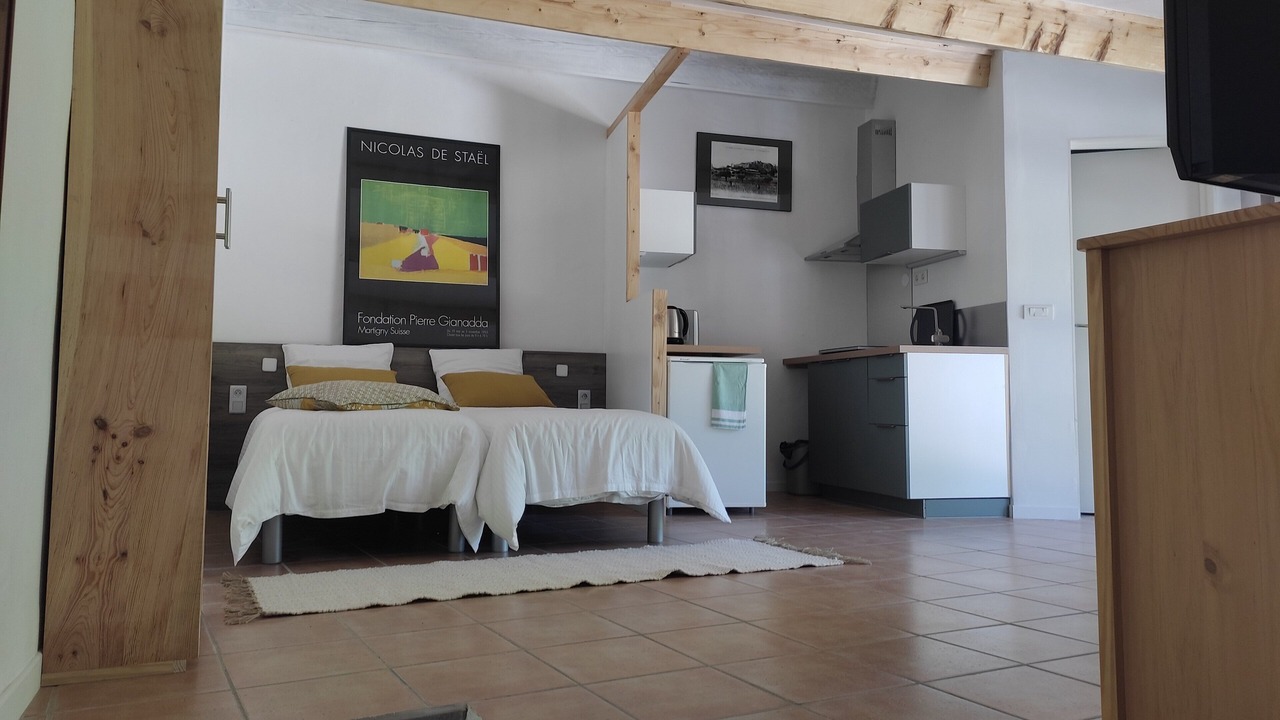 Photo of Bedroom in Valaurie
