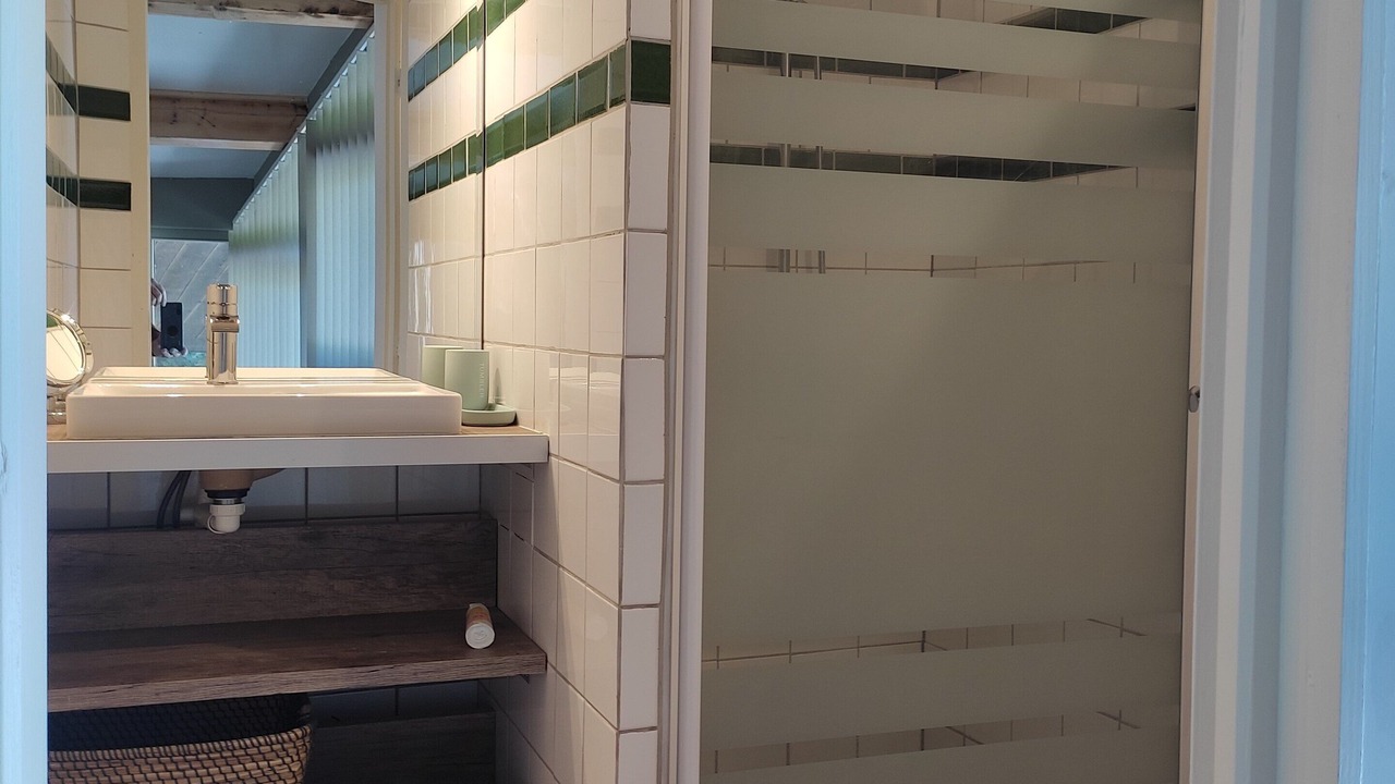 Photo of Bathroom in Valaurie