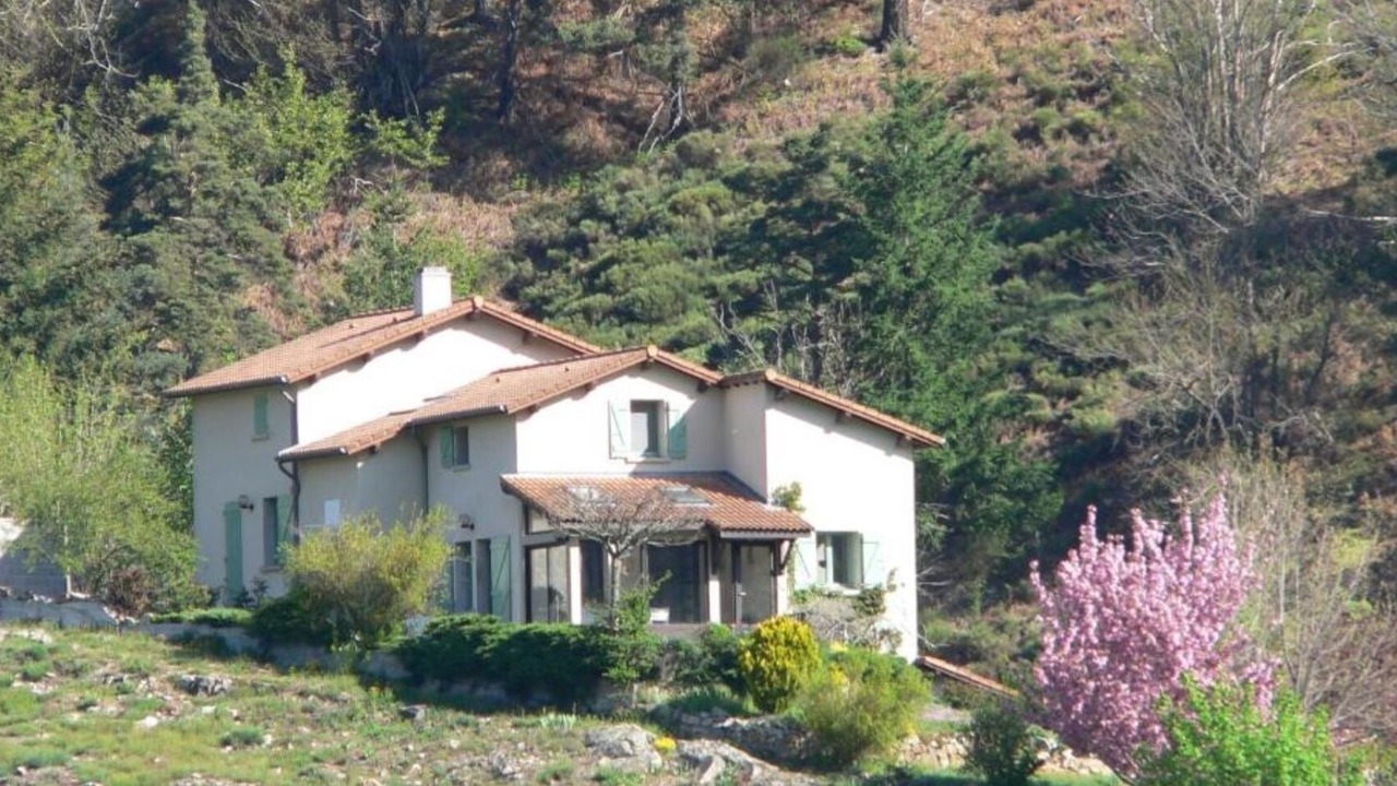 Photo of Outdoor in Accons