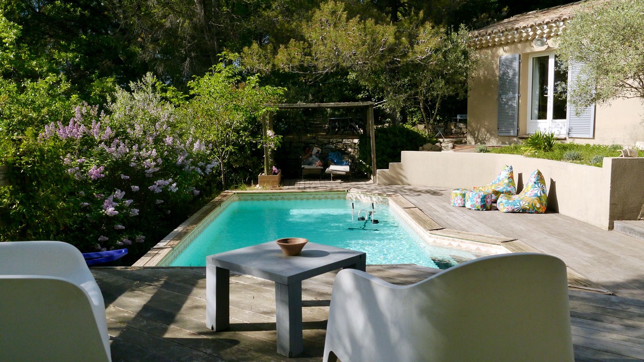 Photo of Outdoor in Buisson