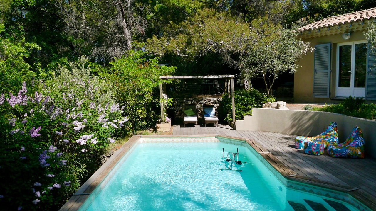 Photo of Outdoor in Buisson