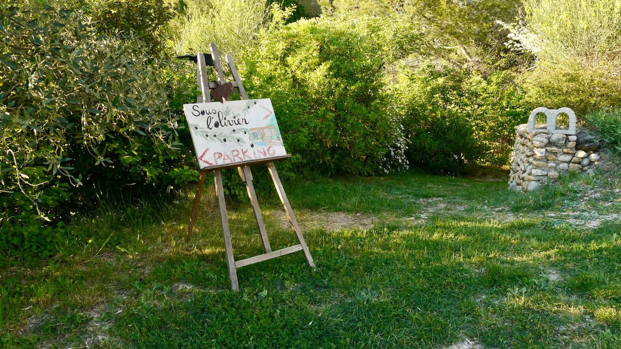 Photo of Outdoor in Buisson