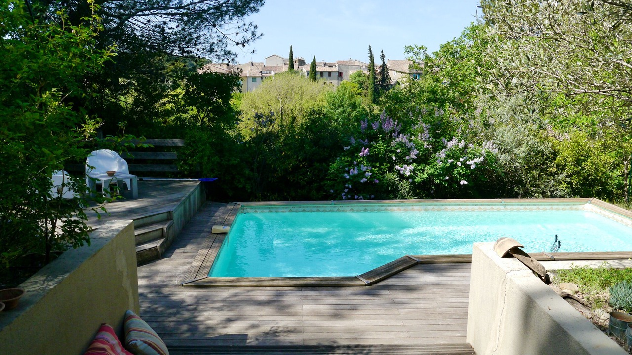 Photo of Outdoor in Buisson