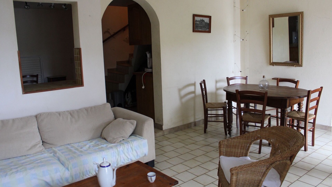 Photo of Livingroom in Entrechaux