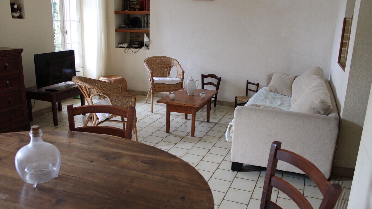 Photo of Livingroom in Entrechaux