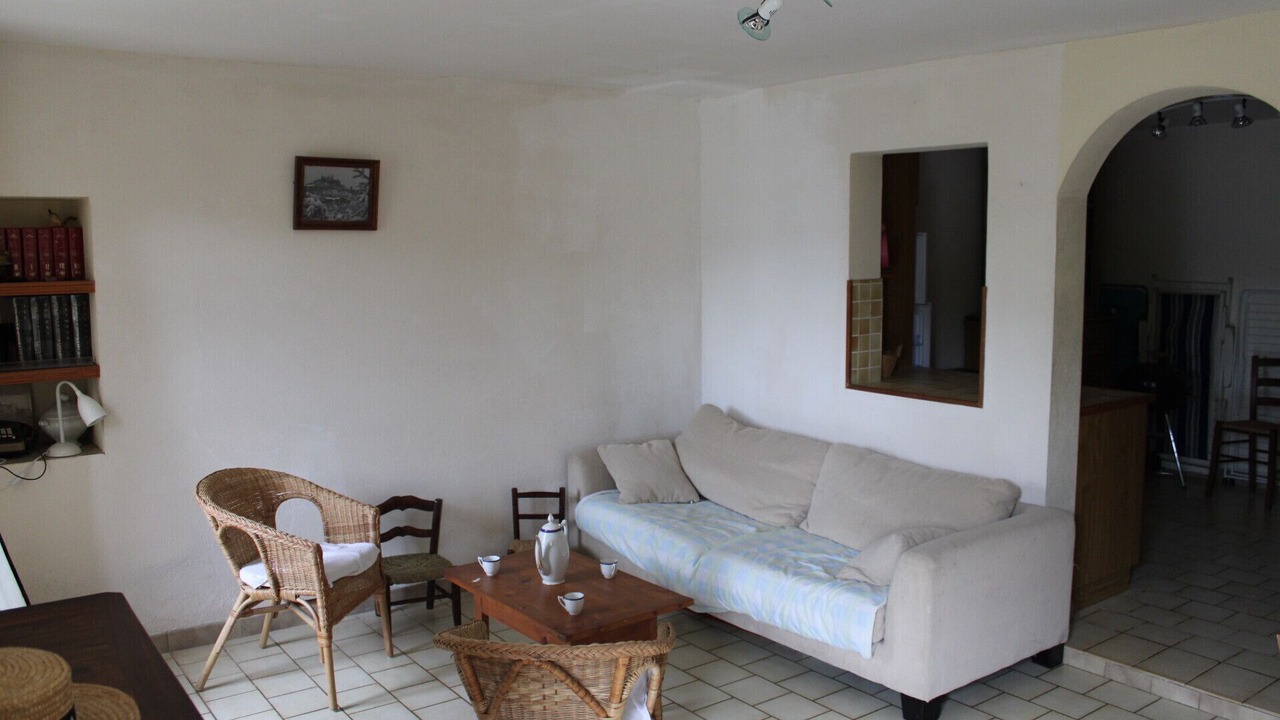 Photo of Livingroom in Entrechaux