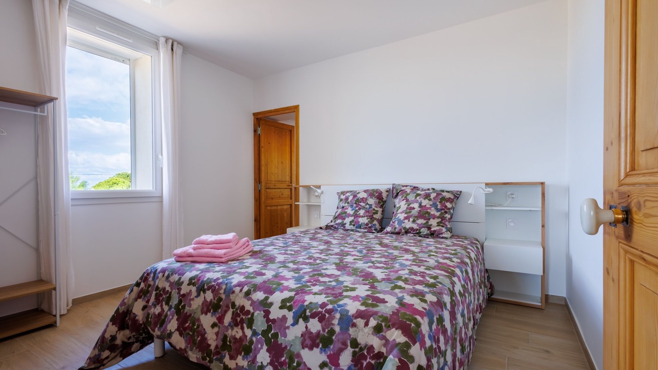 Photo of Bedroom in Cairanne