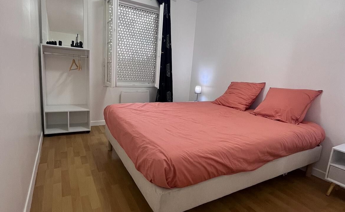 Photo of Bedroom in Ballainvilliers