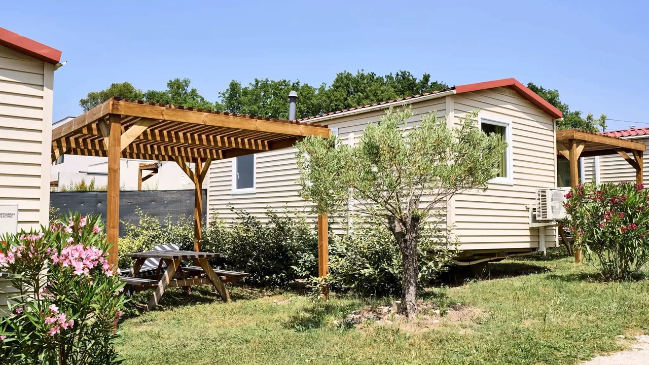 Photo of Outdoor in Malemort-du-Comtat