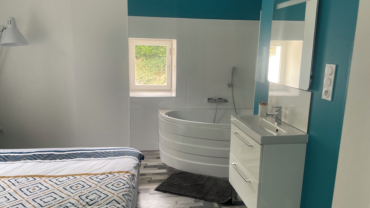 Photo of Bathroom in Albon
