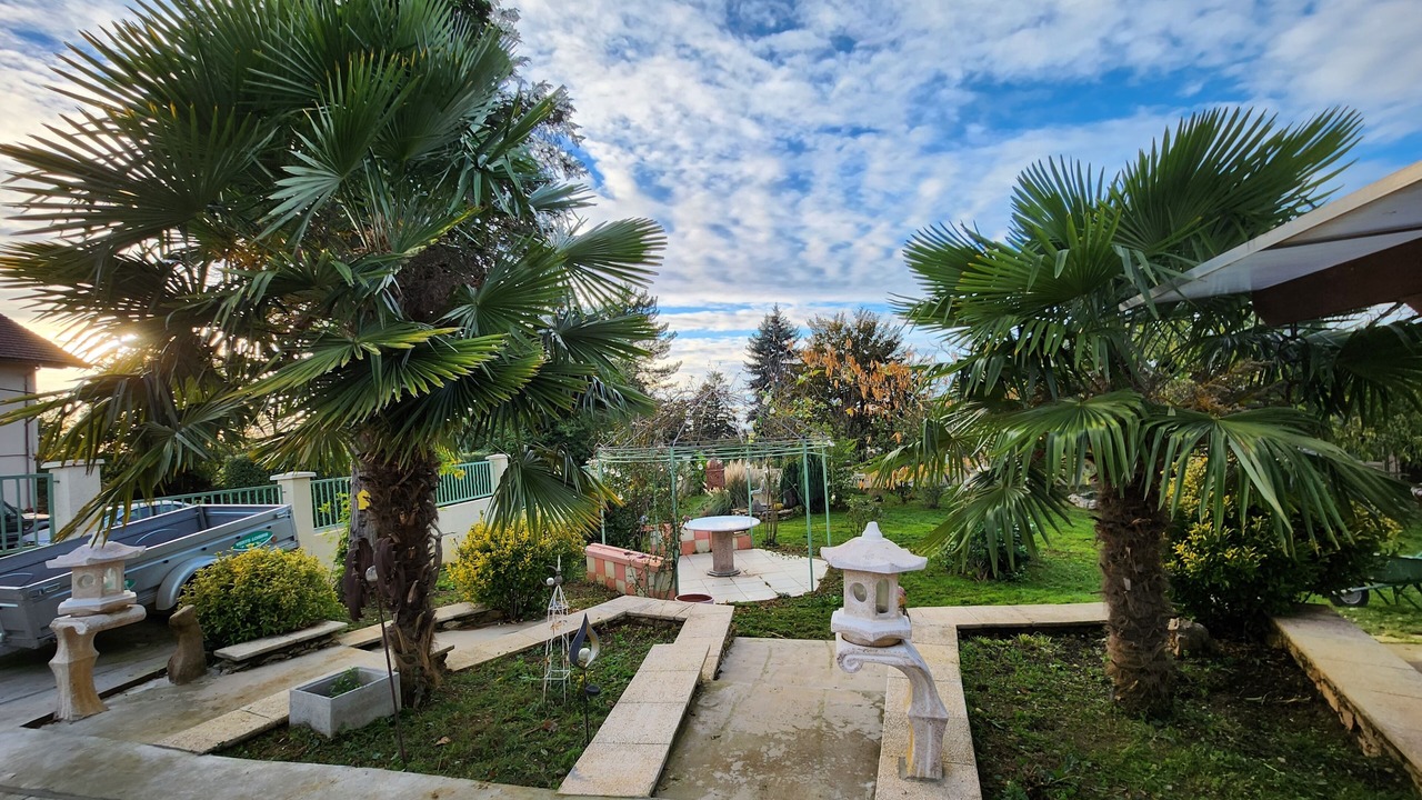 Photo of Patio Balcony in Saint-Amour