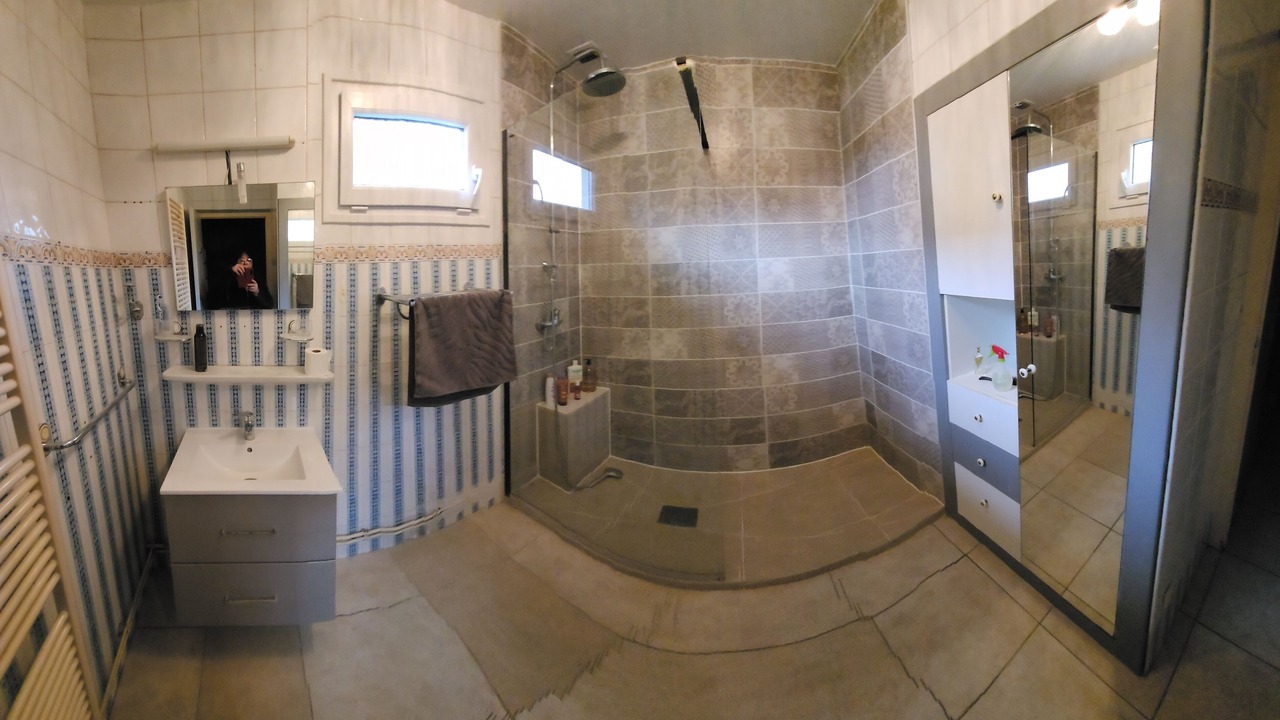 Photo of Bathroom in Saint-Amour