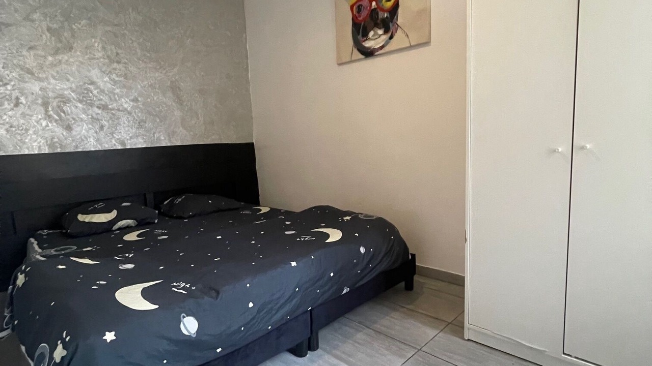 Photo of Bedroom in Villeneuve-Saint-Georges