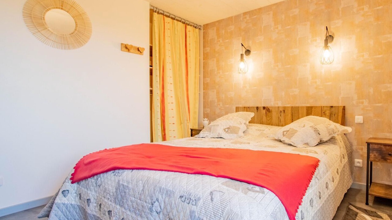 Photo of Bedroom in Jalogny