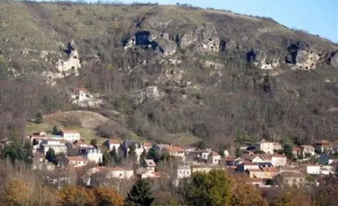 Photo of Others in Perrier