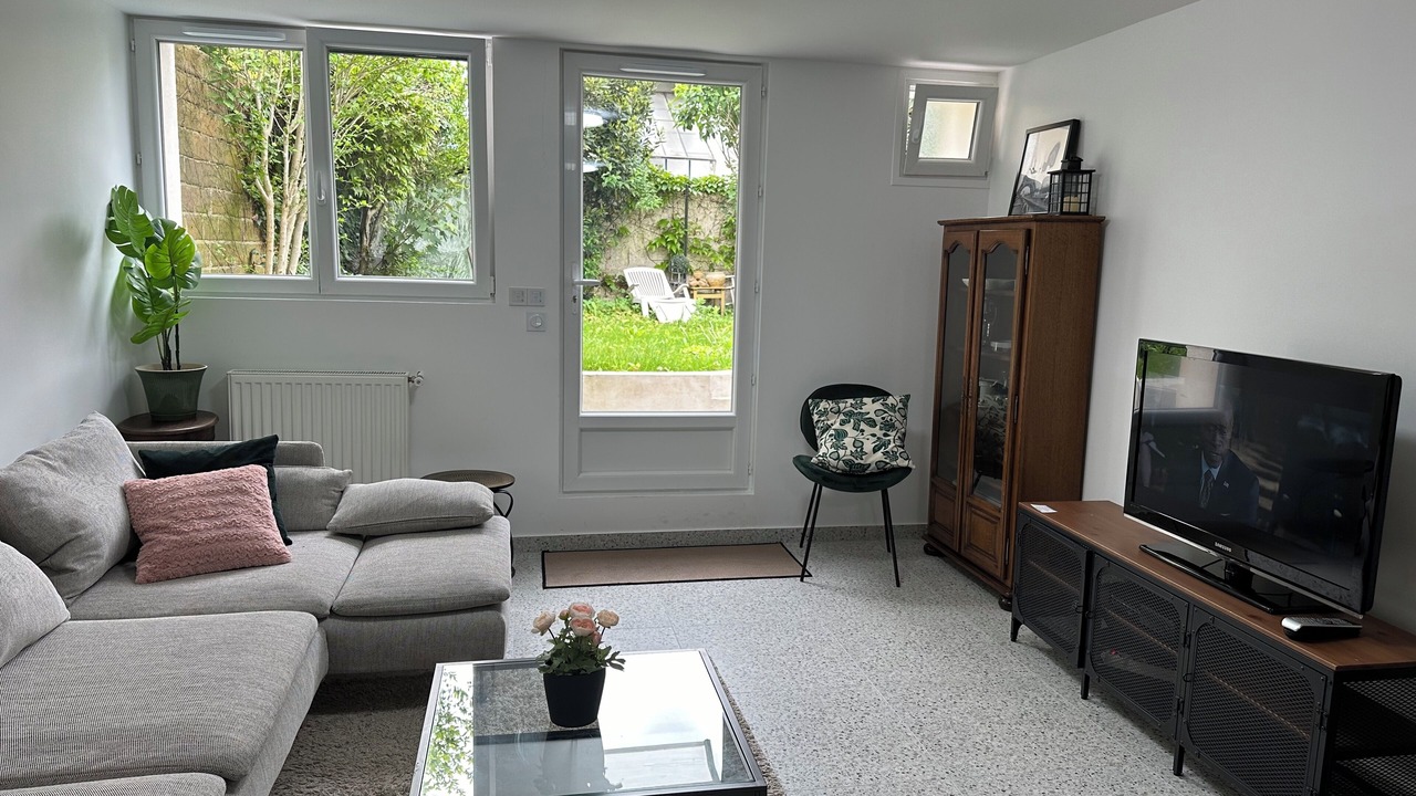 Photo of Livingroom in Villejuif