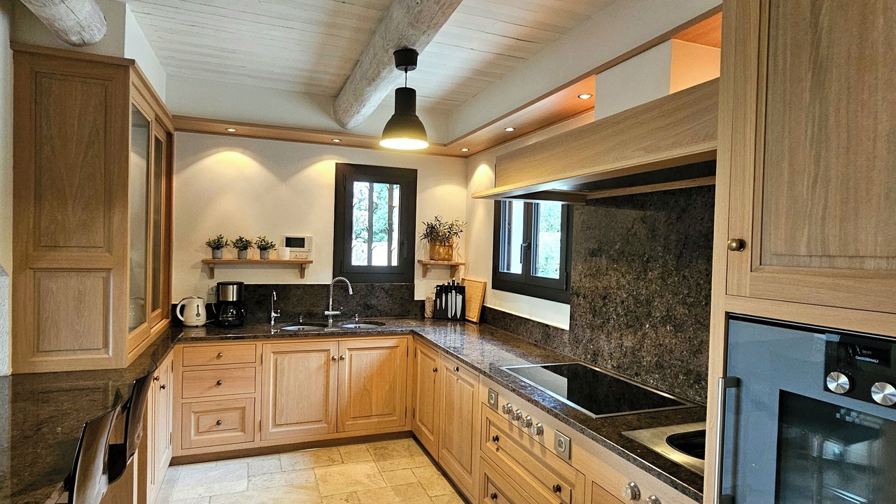 Photo of Kitchen in Beaumes-de-Venise