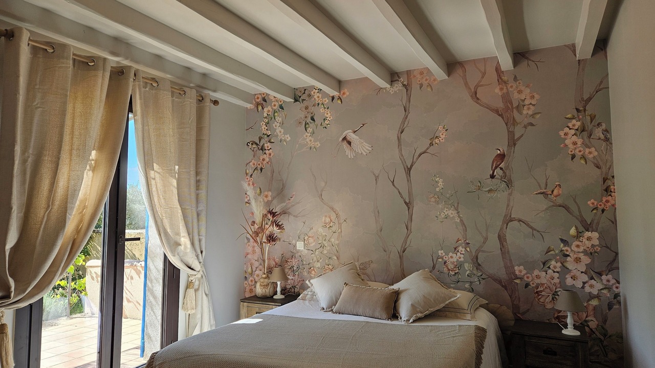 Photo of Bedroom in Beaumes-de-Venise