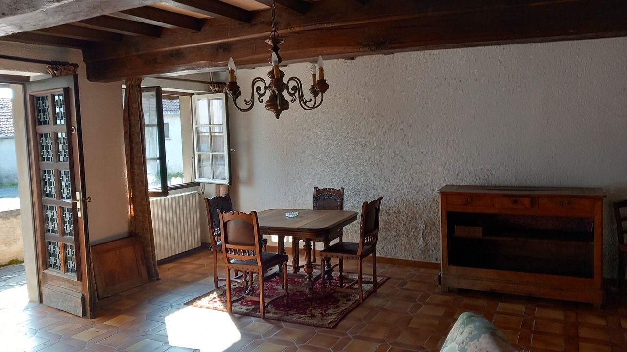 Photo of Others in Toulon-sur-Arroux