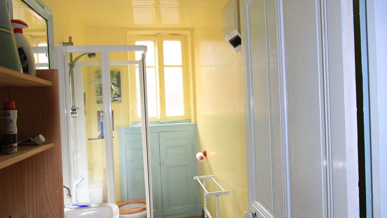 Photo of Bathroom in La Chapelle-au-Mans