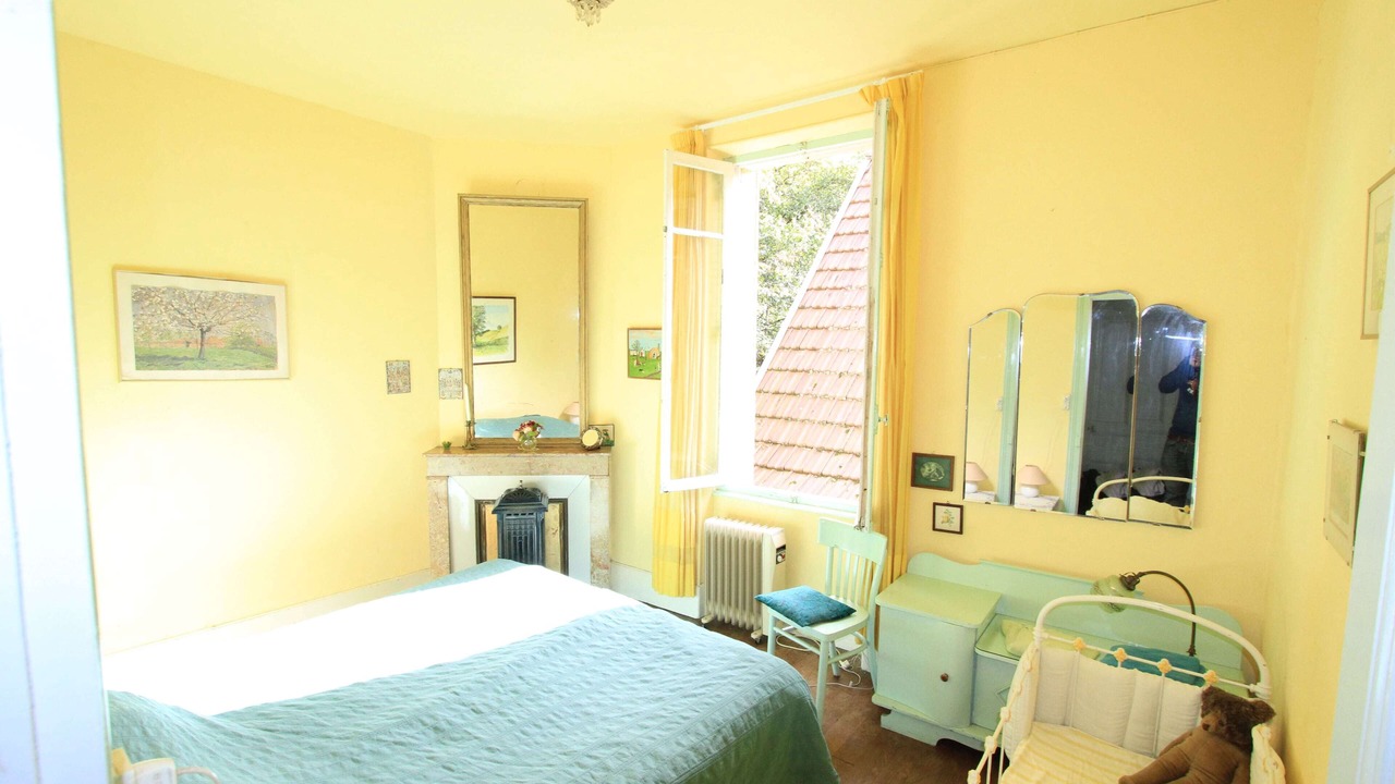 Photo of Bedroom in La Chapelle-au-Mans