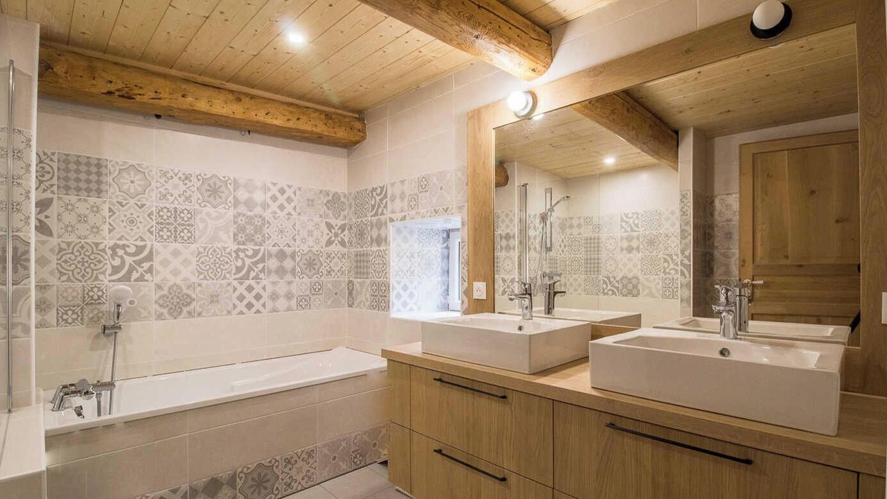 Photo of Bathroom in Saint-Antheme