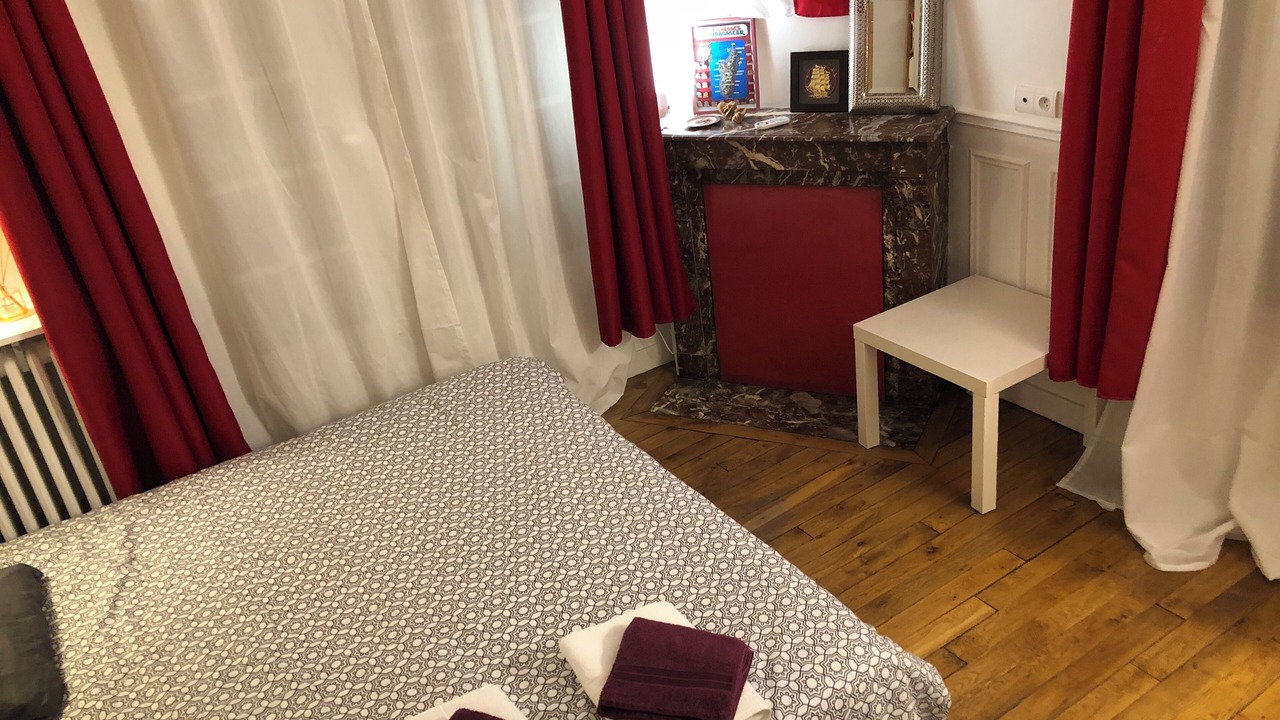 Photo of Bedroom in Bagneux
