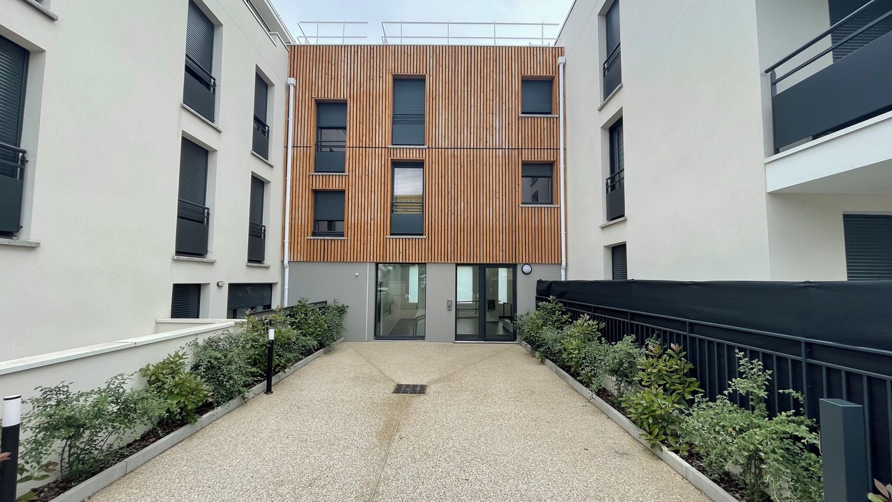 Photo of Outdoor in Longjumeau