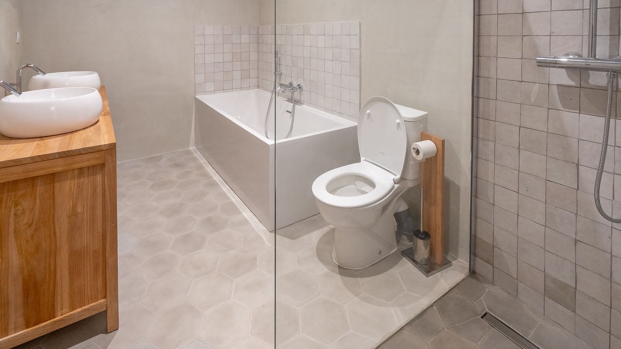 Photo of Bathroom in Cairanne