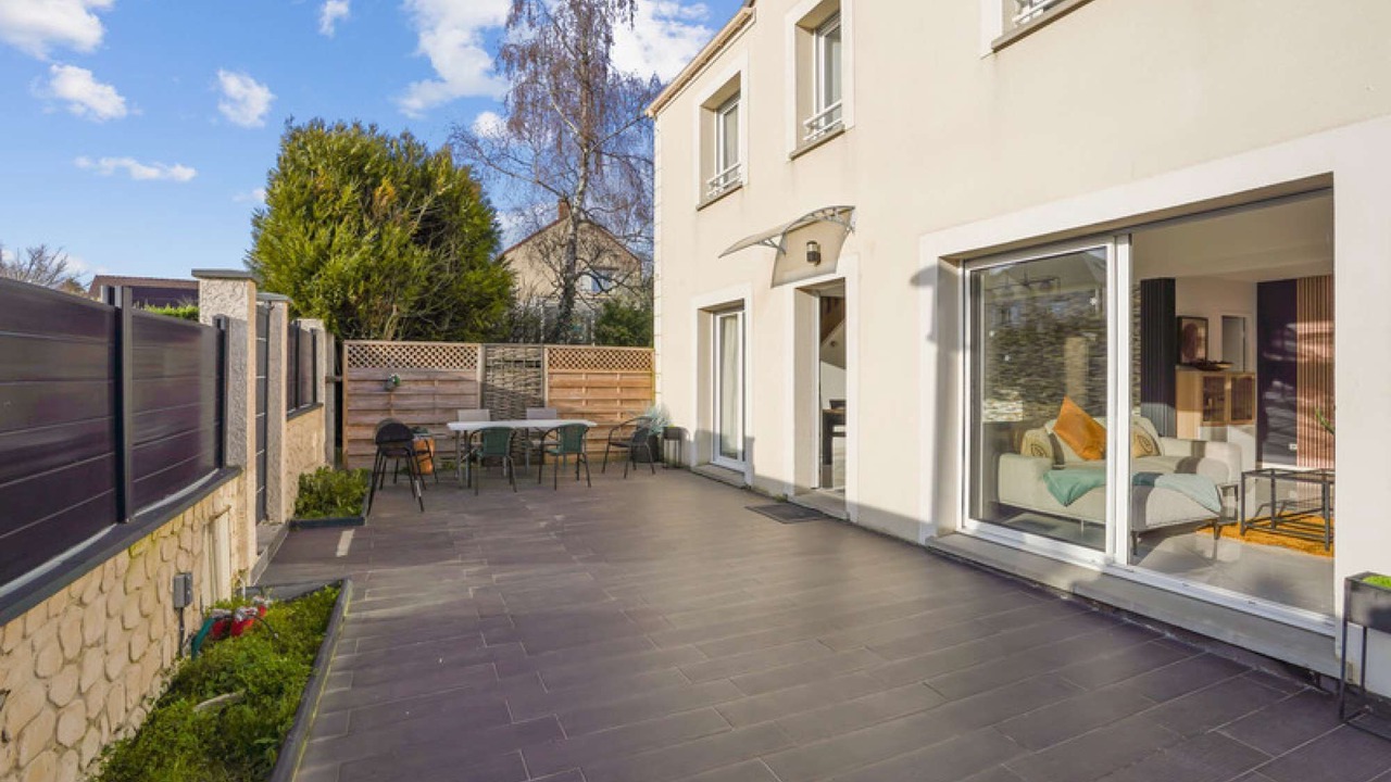 Photo of Outdoor in Villejust