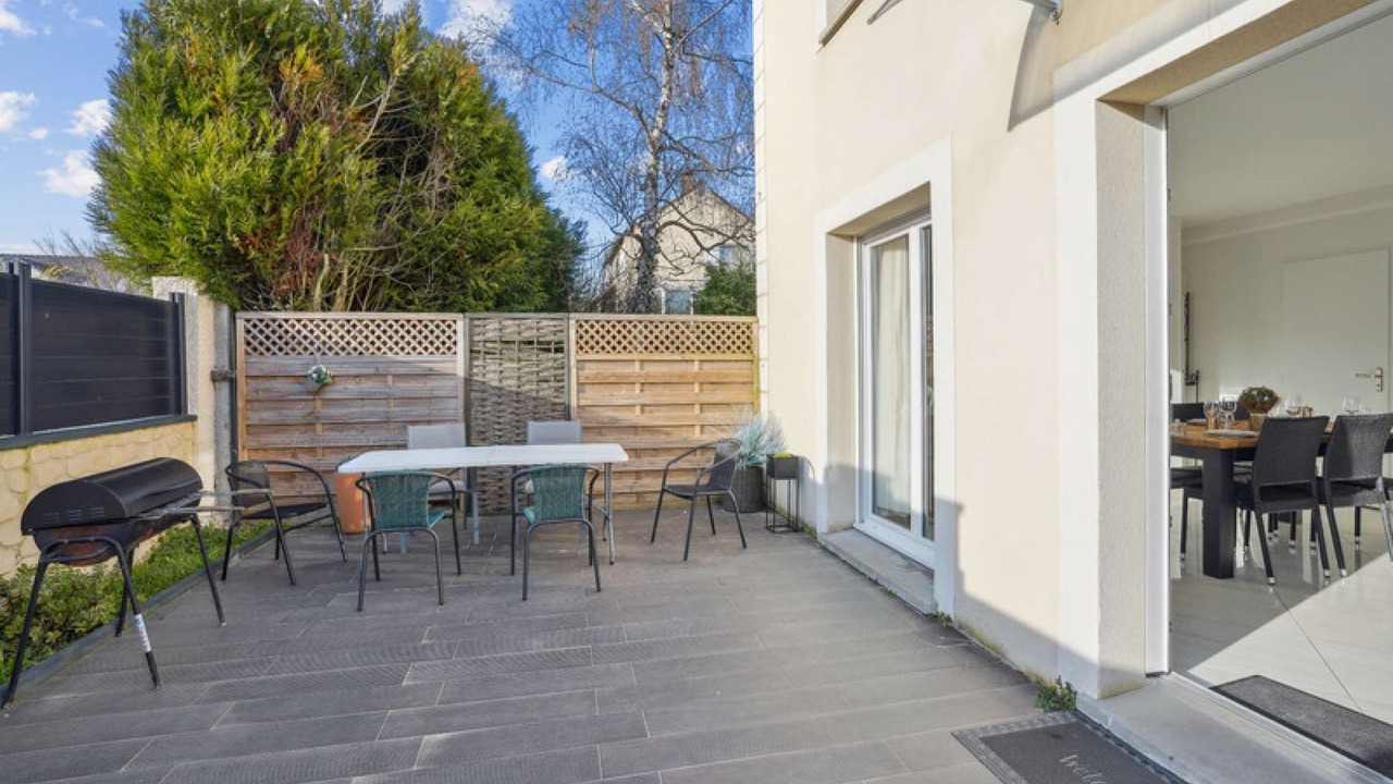 Photo of Outdoor in Villejust