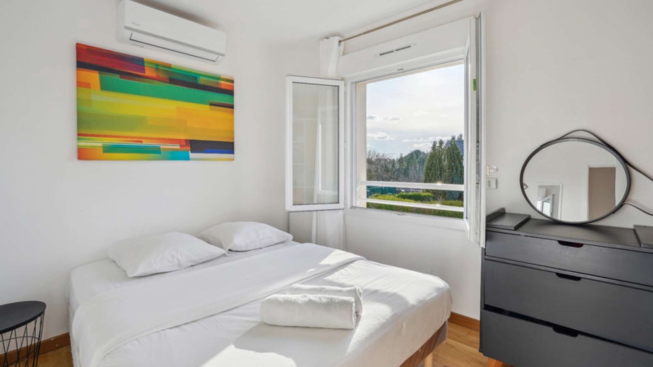Photo of Bedroom in Villejust