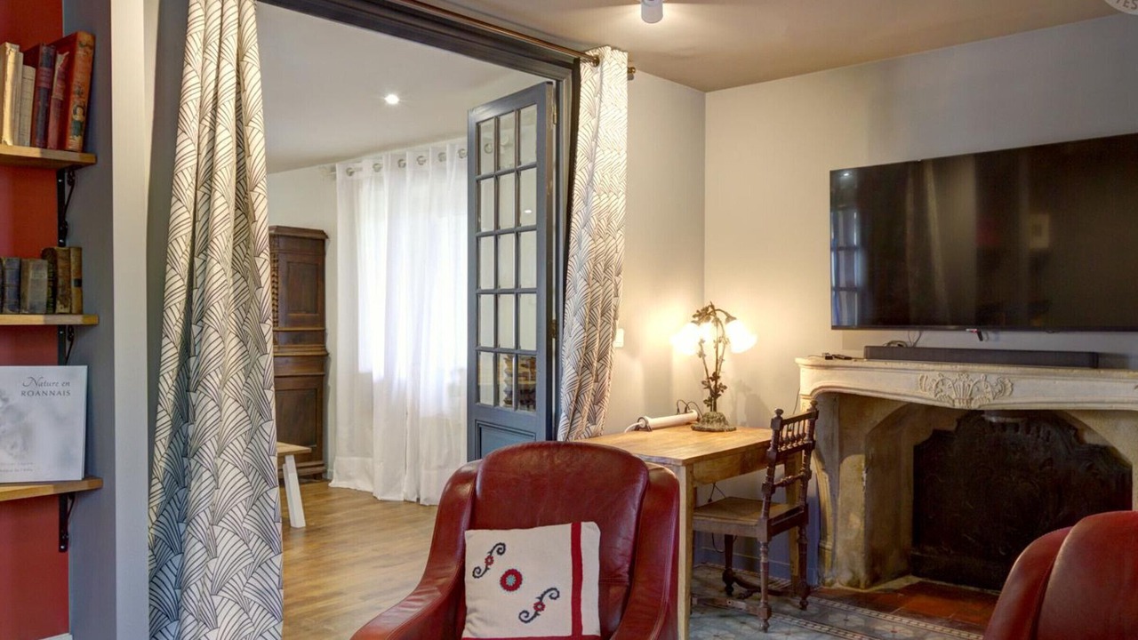 Photo of Livingroom in Saint-Symphorien-de-Lay