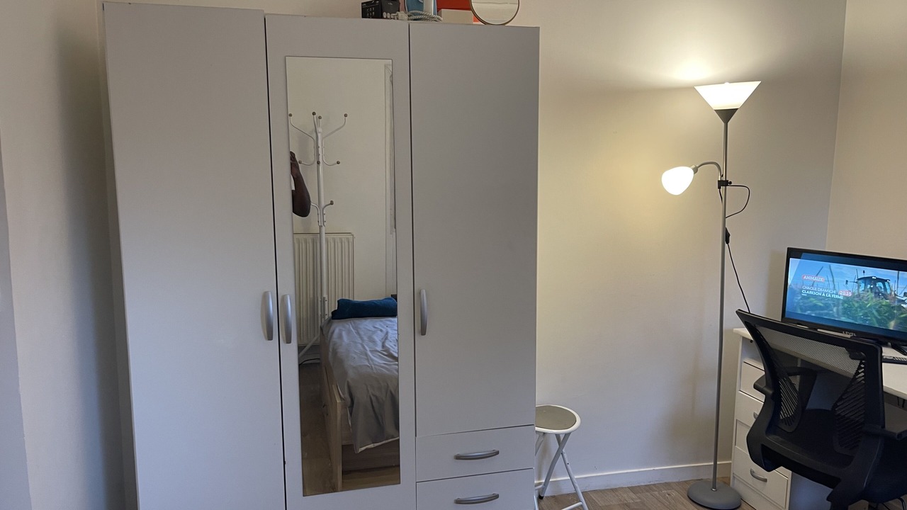 Photo of Bedroom in Longjumeau
