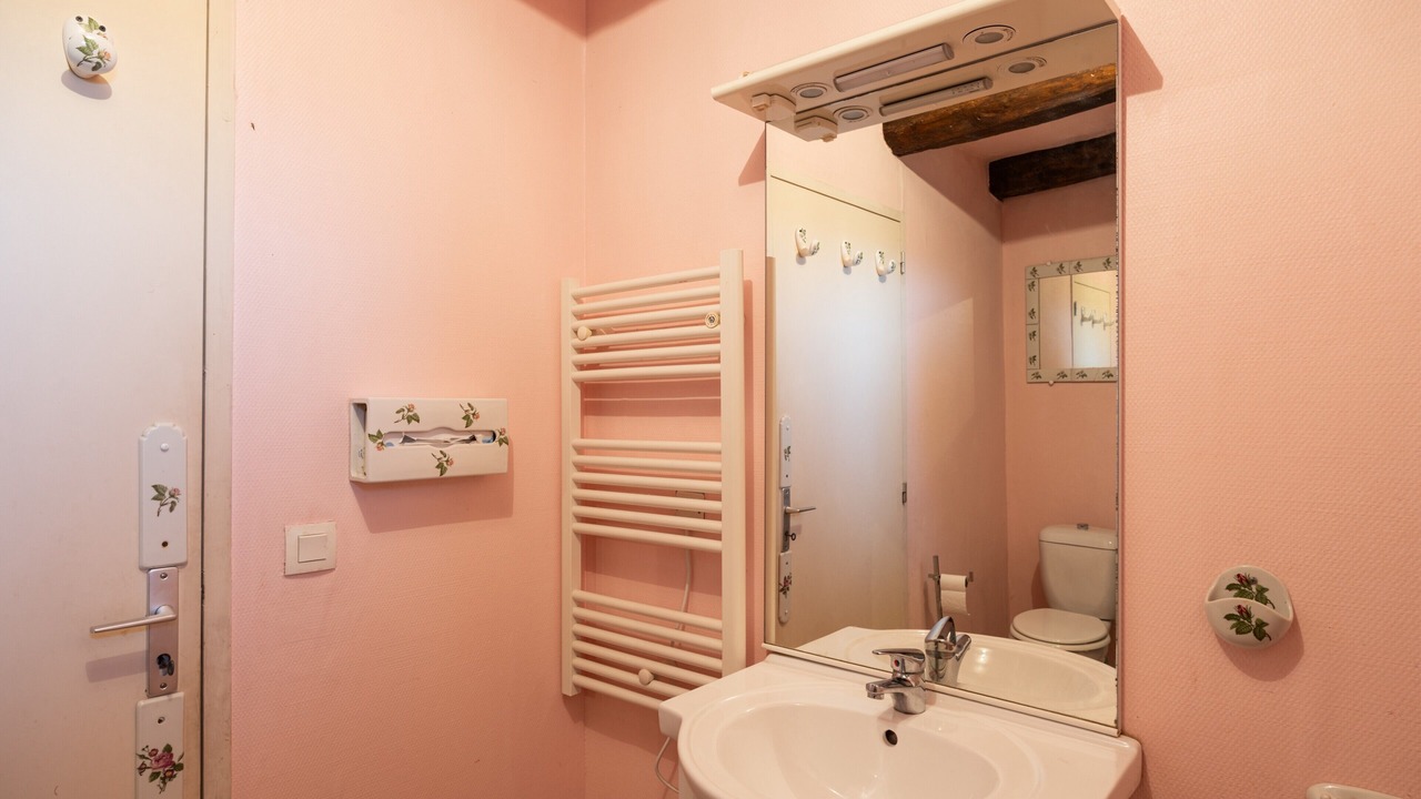 Photo of Bathroom in Firmi