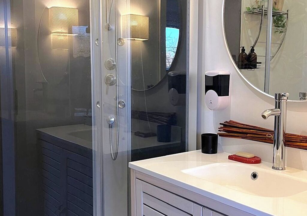 Photo of Bathroom in Crevic