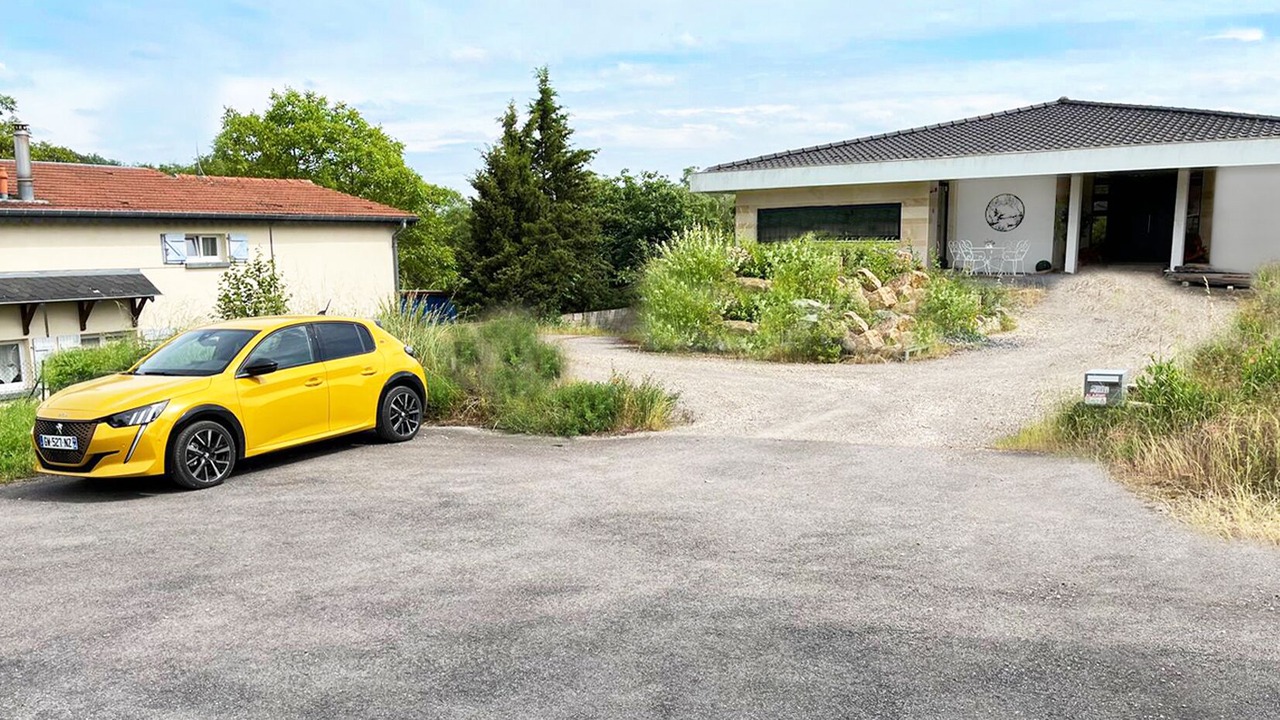 Photo of Outdoor in Crevic