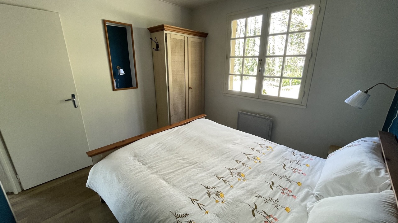 Photo of Bedroom in Corancy