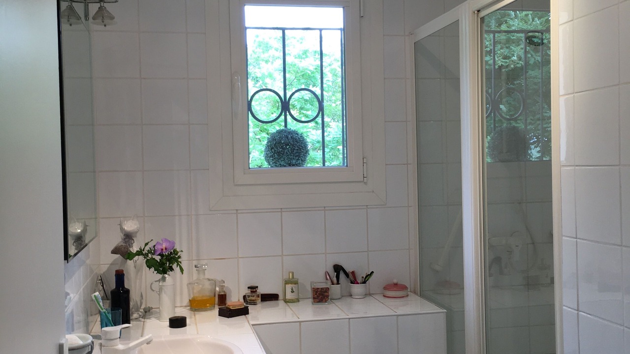Photo of Bathroom in Marnay