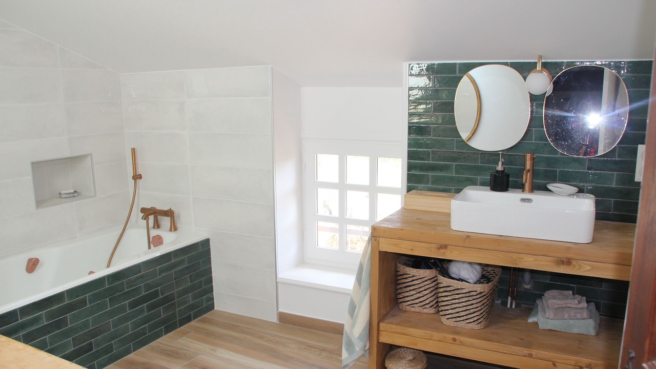 Photo of Bathroom in Jalogny