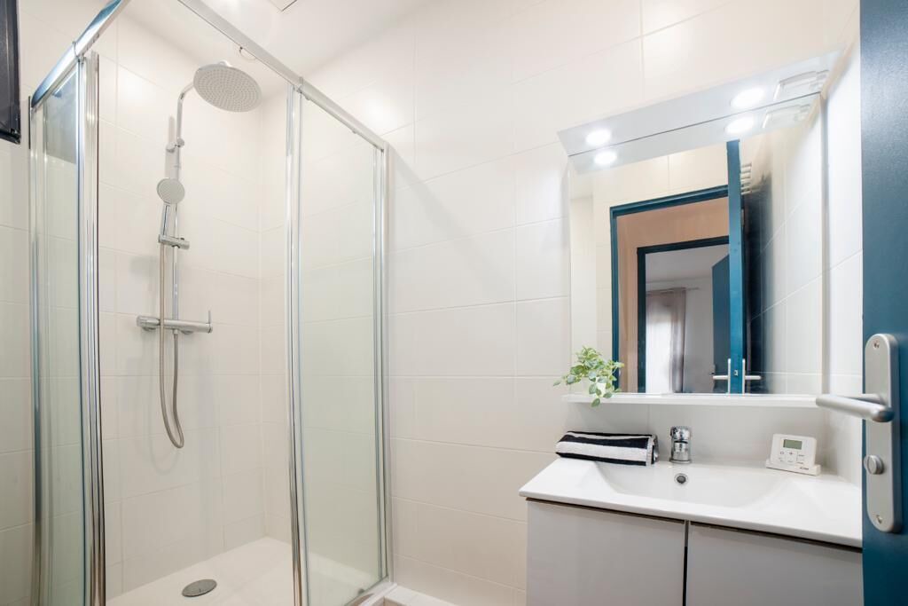 Photo of Bathroom in Villejuif
